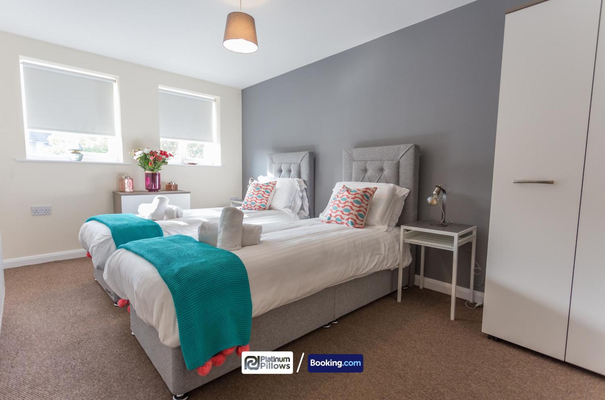 Modern Oxford 2 Bedroom Apartments, Families & Contractor Accommodation, Near John Radcliffe Hospital Exterior foto