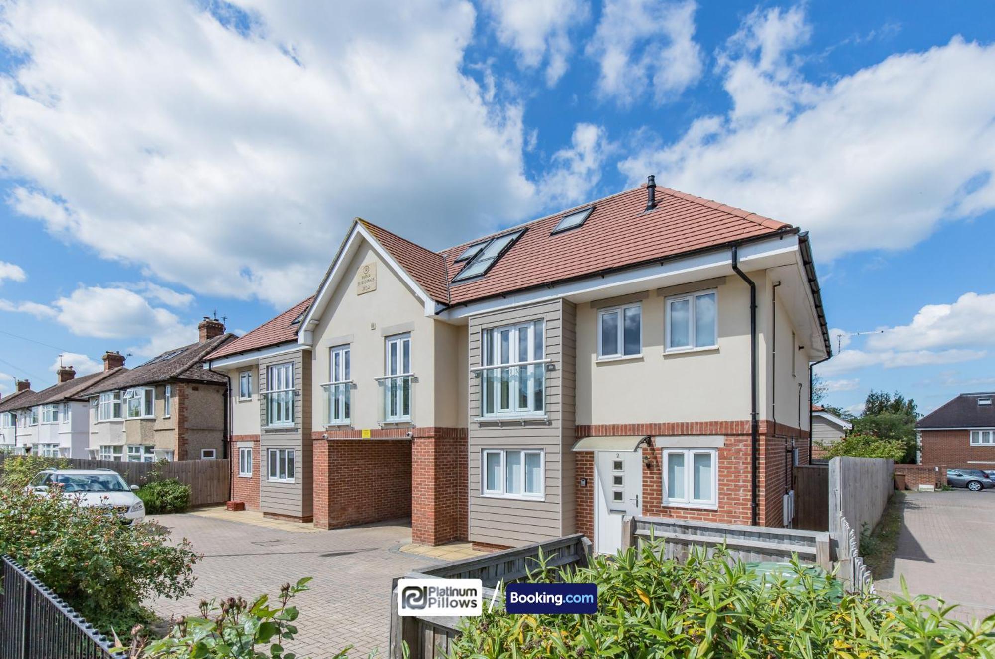 Modern Oxford 2 Bedroom Apartments, Families & Contractor Accommodation, Near John Radcliffe Hospital Exterior foto