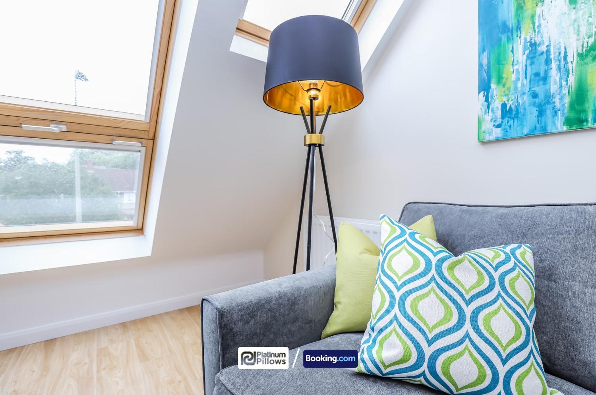 Modern Oxford 2 Bedroom Apartments, Families & Contractor Accommodation, Near John Radcliffe Hospital Exterior foto