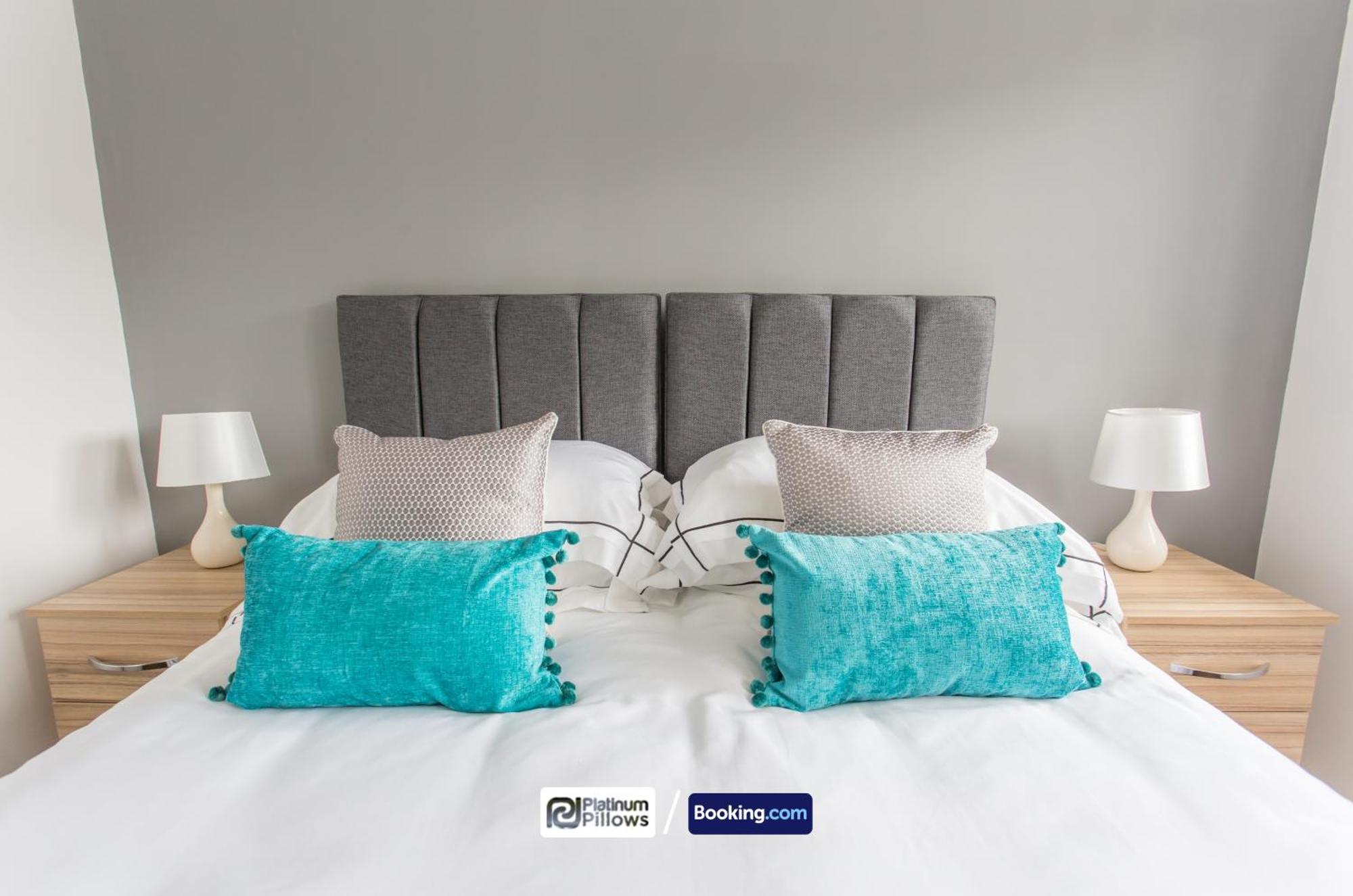 Modern Oxford 2 Bedroom Apartments, Families & Contractor Accommodation, Near John Radcliffe Hospital Exterior foto