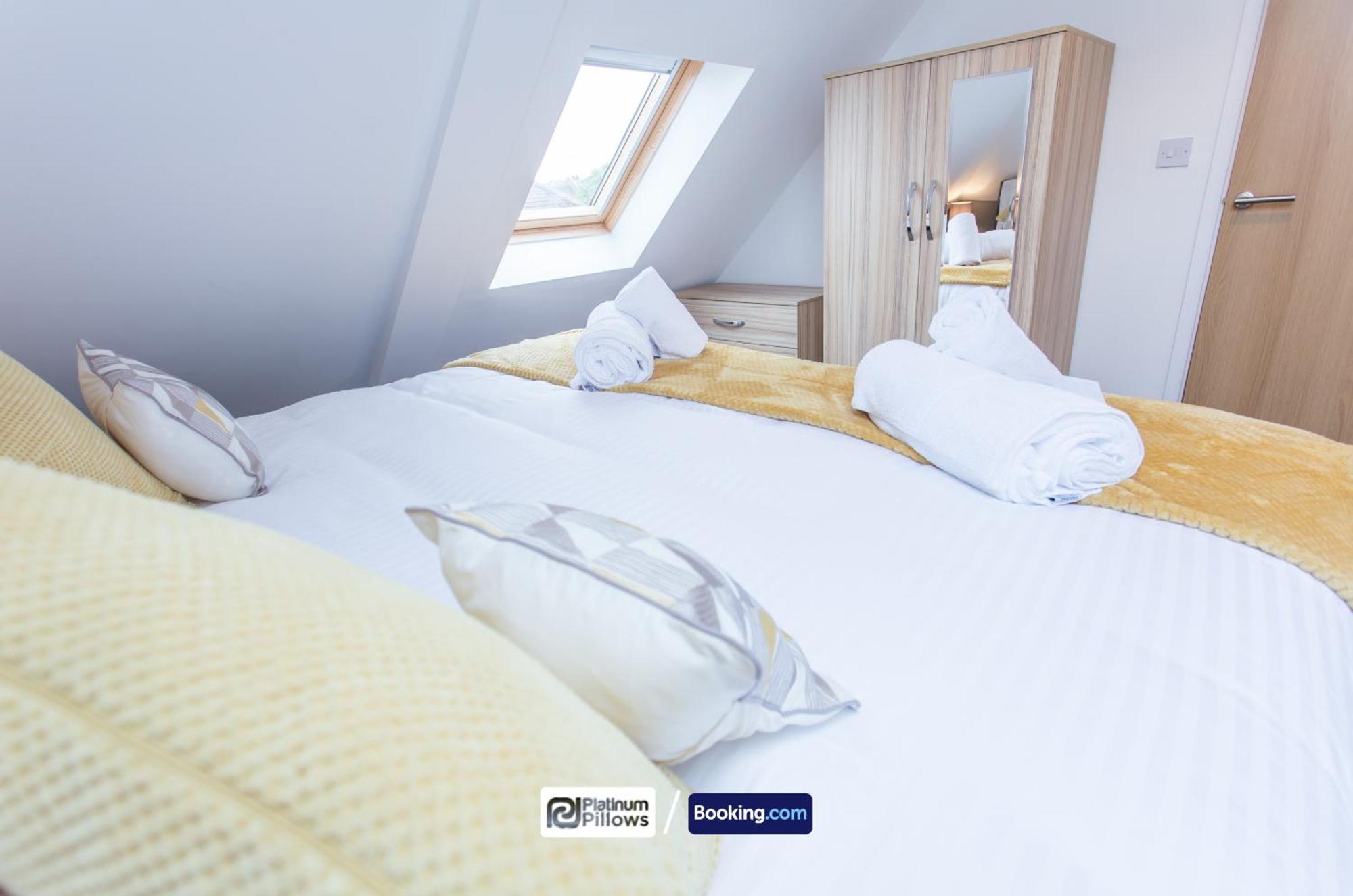 Modern Oxford 2 Bedroom Apartments, Families & Contractor Accommodation, Near John Radcliffe Hospital Exterior foto